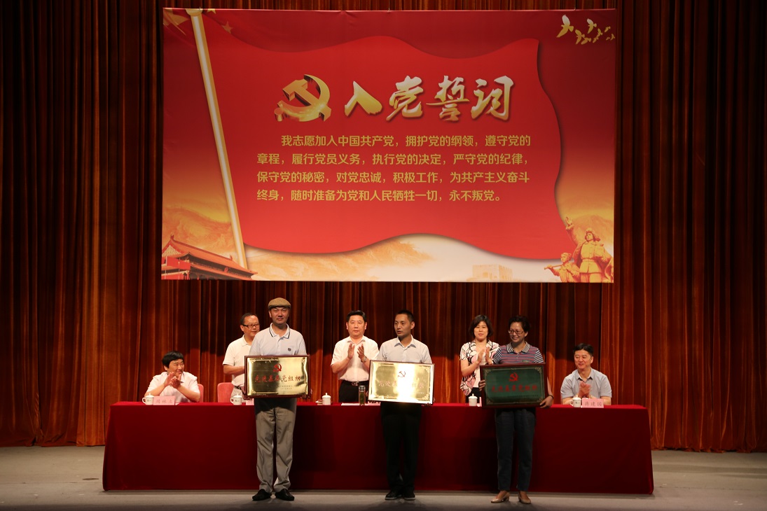 1499305576776879.jpg f265b405ce388e884bb699a9626a3e71.jpg